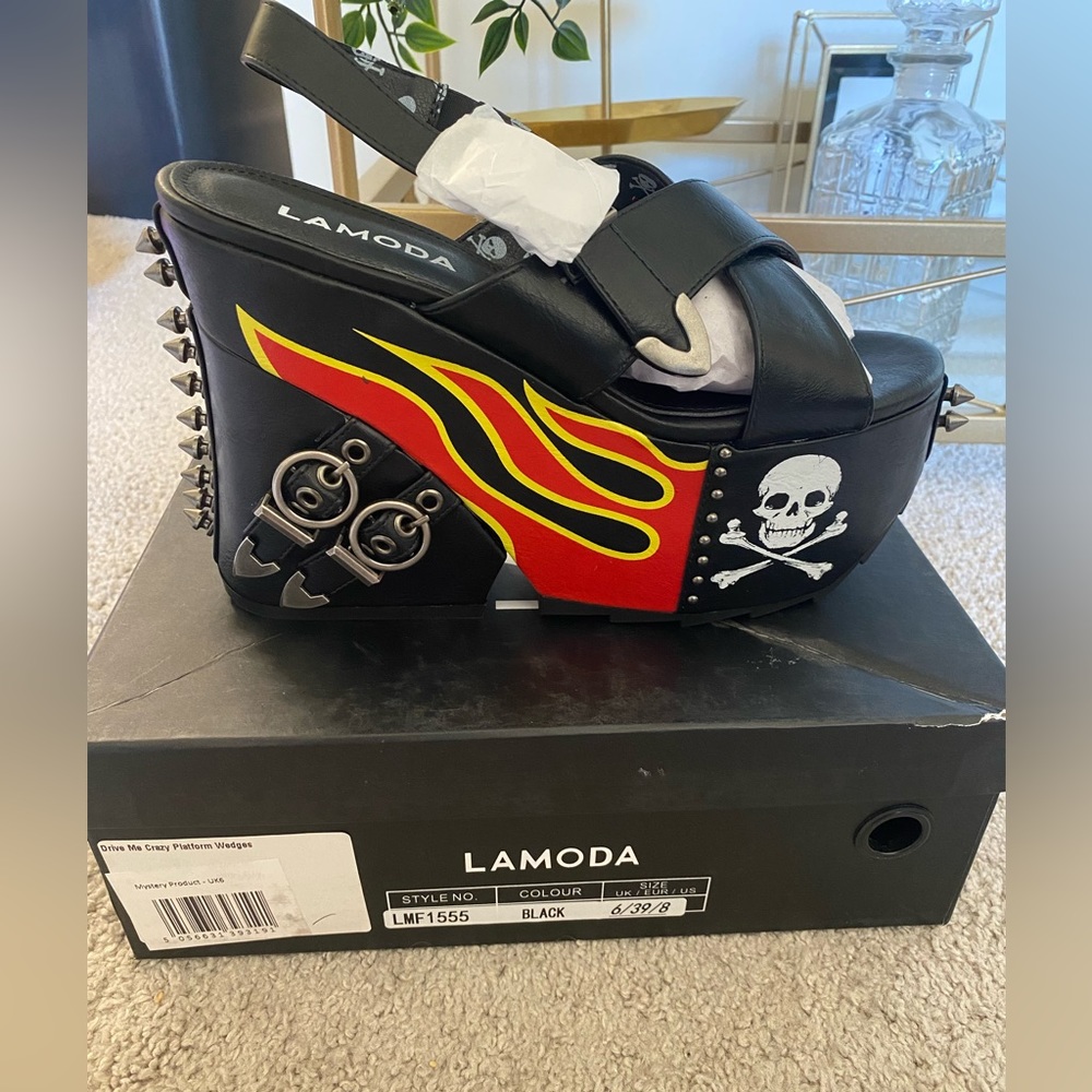 Lamoda sandals